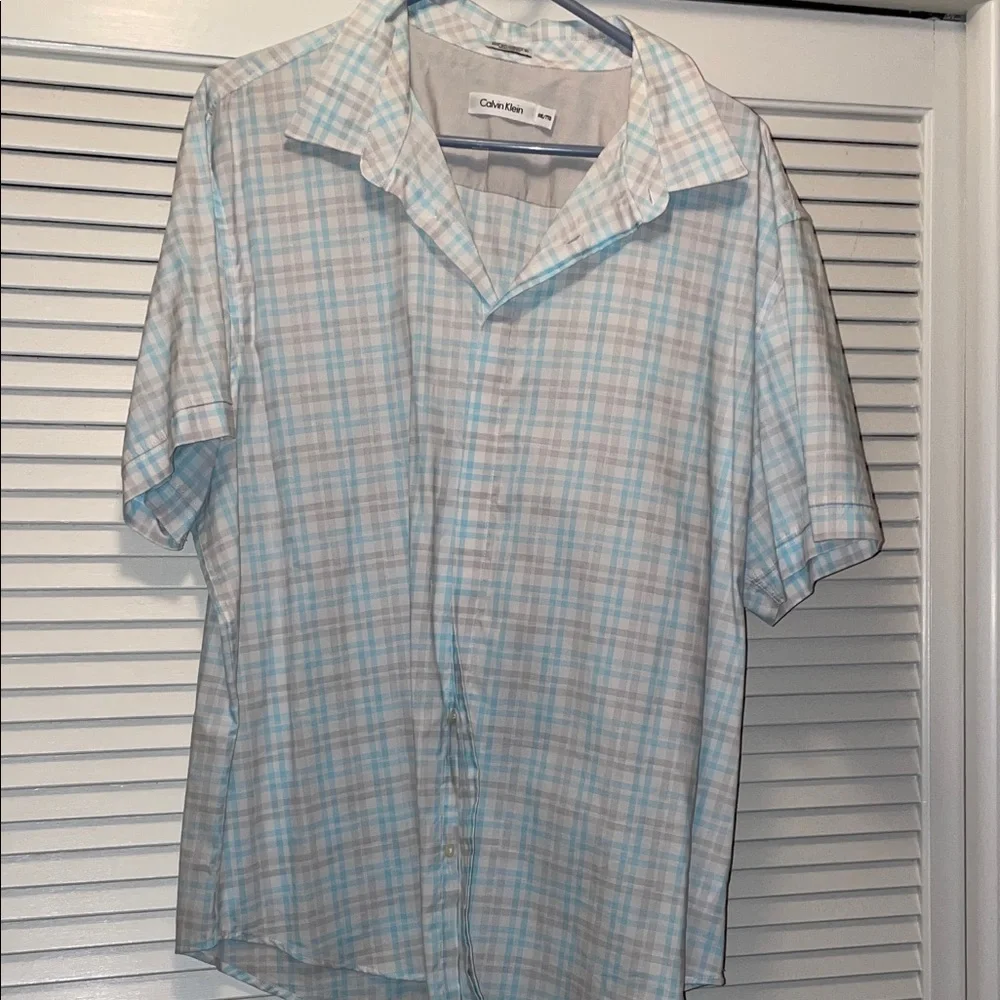 Calvin Klein Men's Light Blue Checkered Shirt, XXL